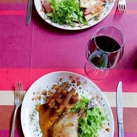 Saint Etienne Hotel 3*