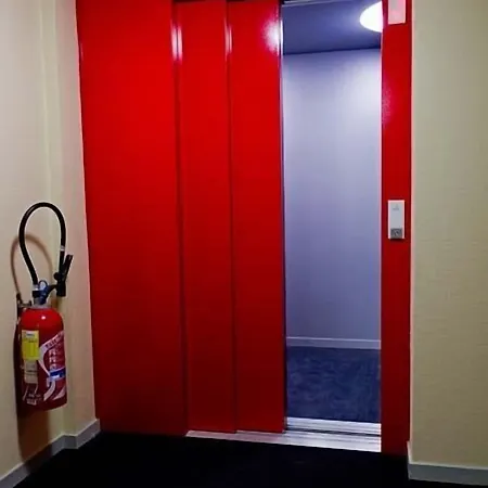 Saint Etienne 3* לורדה