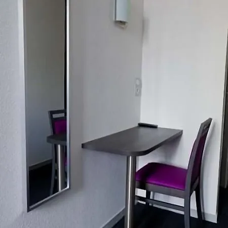 Saint Etienne 3* לורדה