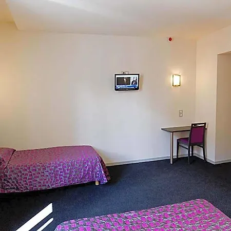 Saint Etienne Hotel 3*