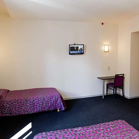 Saint Etienne 3* לורדה