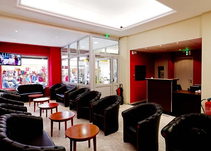 オテル サン テティエンヌ 3*