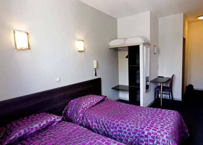 Saint Etienne Лурд