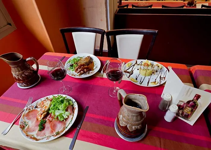 オテル サン テティエンヌ 3*