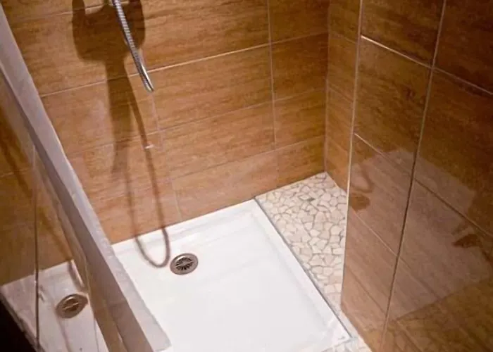 ホテル オテル サン テティエンヌ ルルド