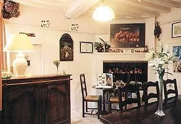 オテル サン テティエンヌ ホテル ルルド