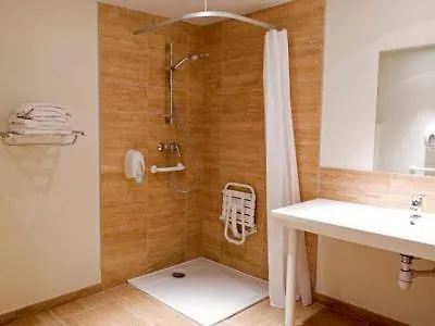 ホテル オテル サン テティエンヌ 3*