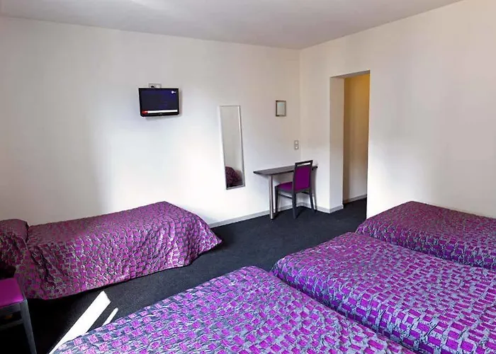 オテル サン テティエンヌ 3*